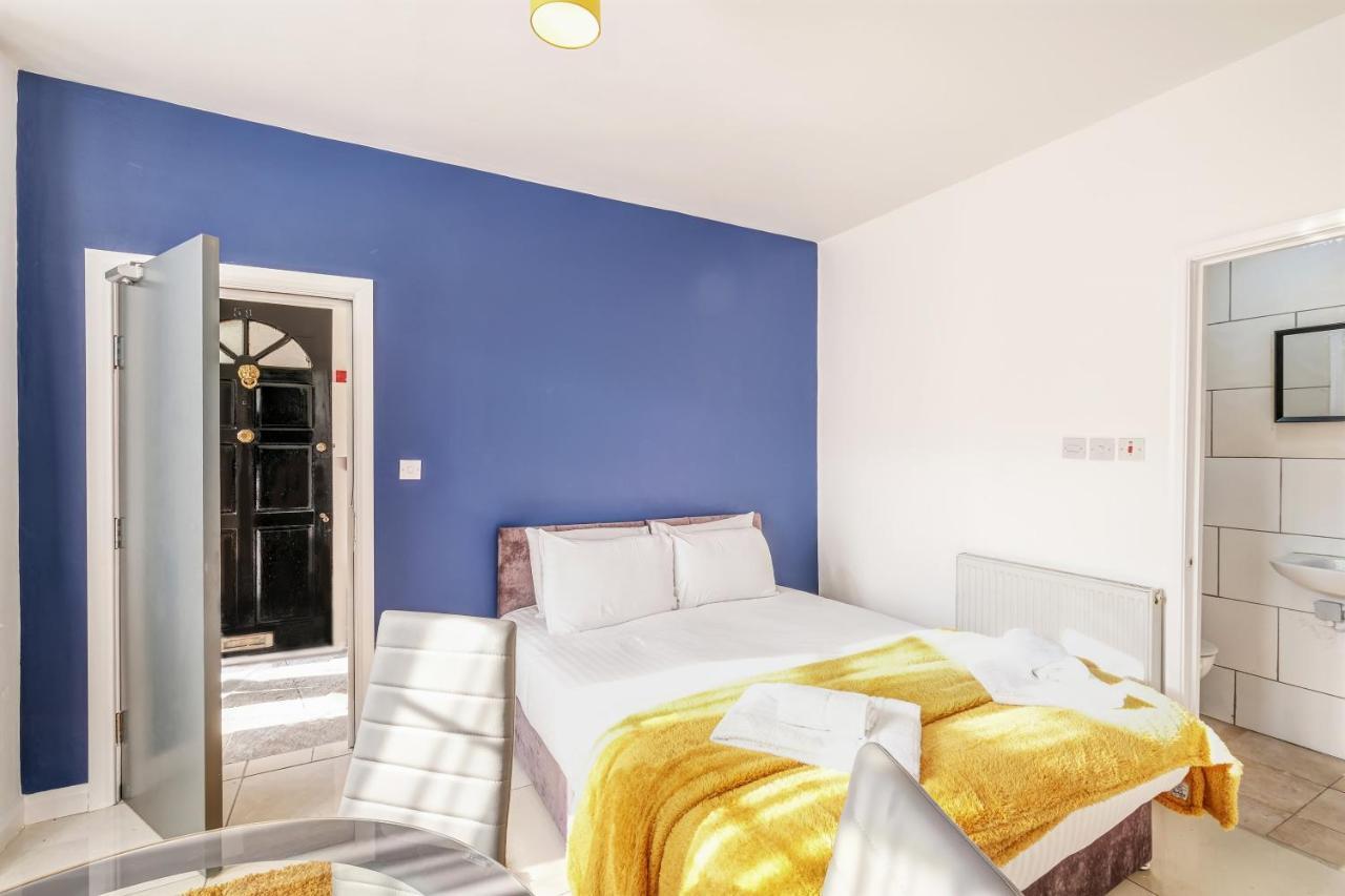 Fernbank Rooms Sudbury Hill, Harrow, Self-Contained Studios With En-Suite Harrow on the Hill Exterior foto